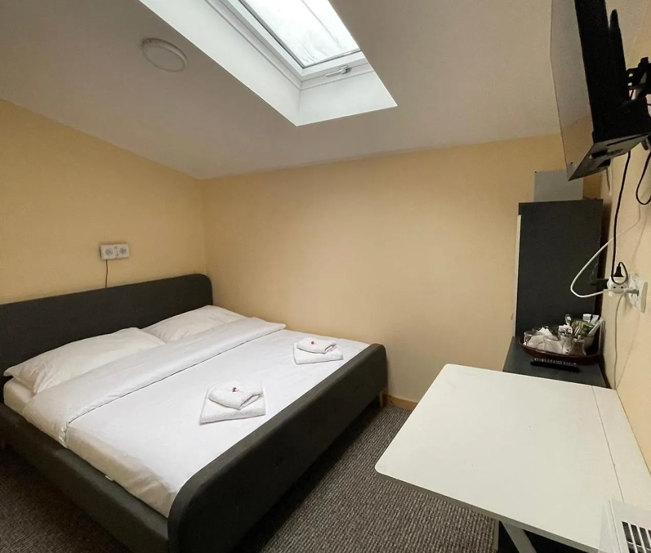 Hotel Jahodnice Prag